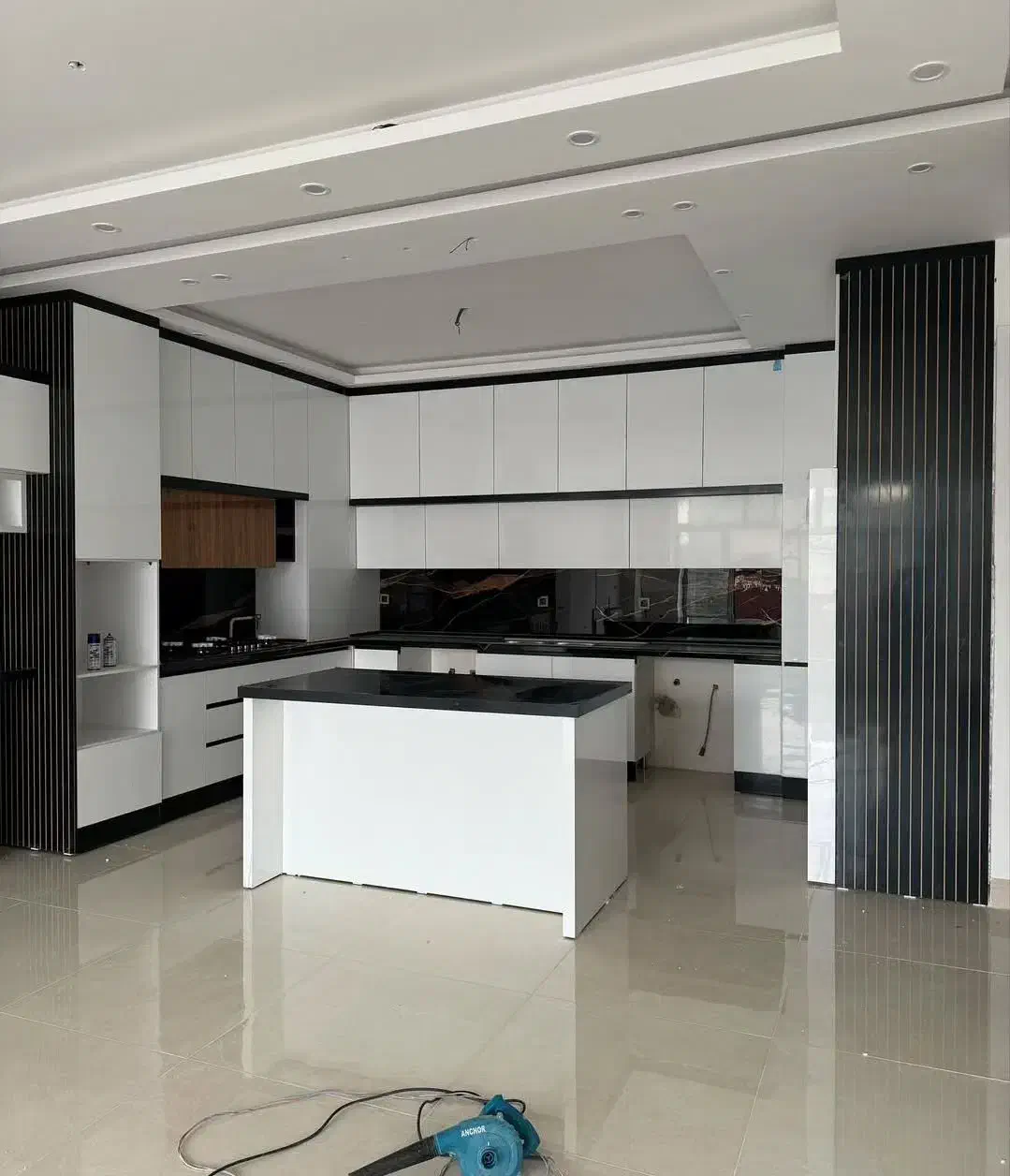 ساخت و نصب و تعمیر انواع کابینت وکمد دیواری اقساط|خدمات پیشه و مهارت|سبزوار, هویزه|دیوار