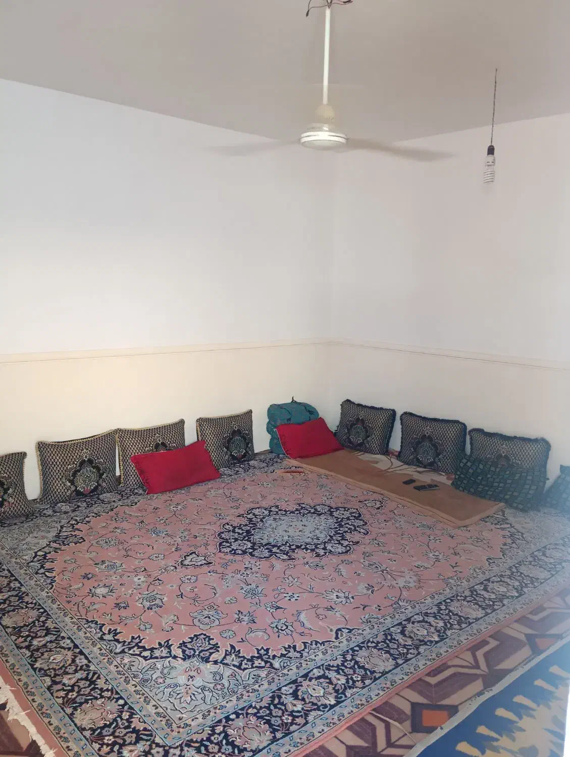 منزل مسکونی|فروش خانه و ویلا|کاکی, |دیوار