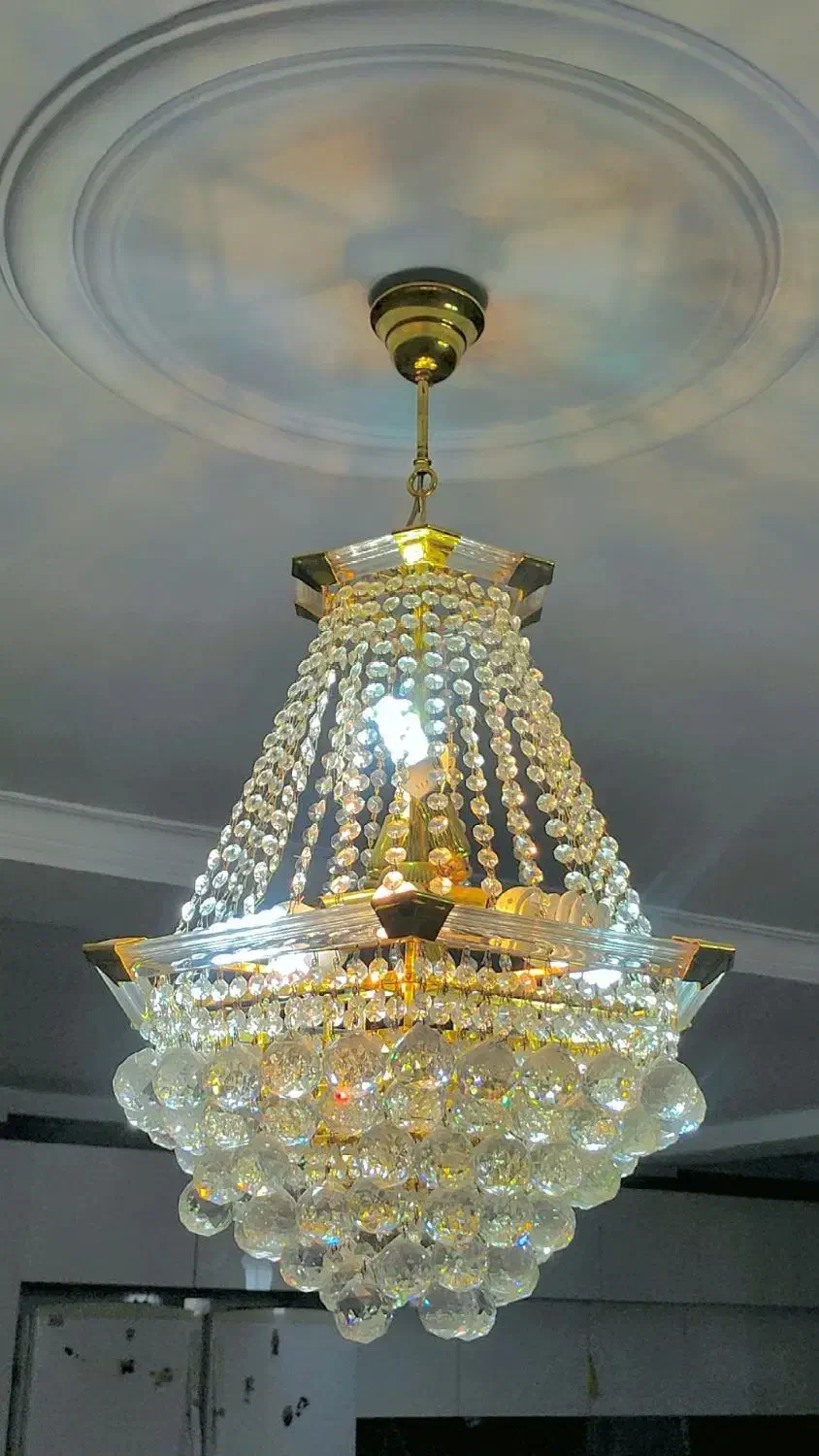 دو عدد لوستر|لوستر و چراغ آویز|شهریار, شهریار|دیوار