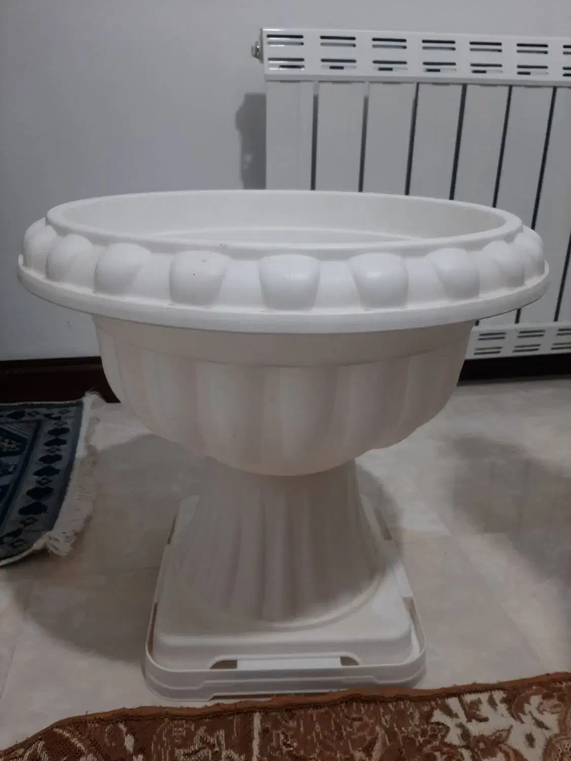 گلدان پلاستیکی طرح جام|گل و گیاه طبیعی|شاهرود, |دیوار