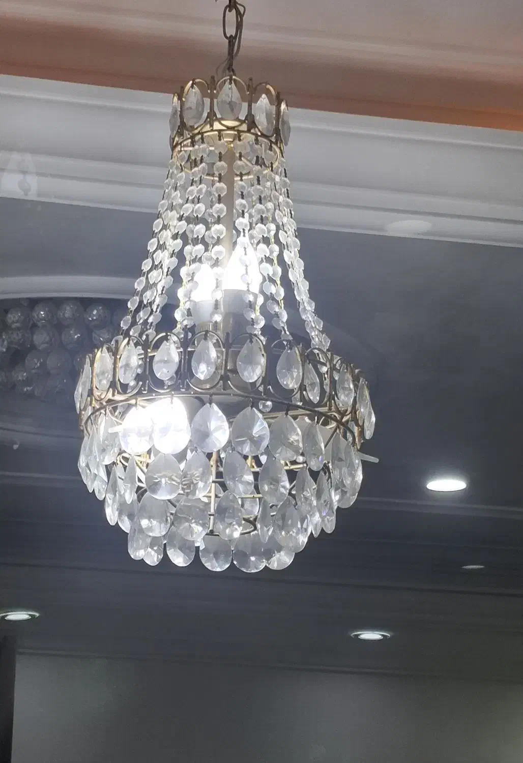 لوستر کریستالی|لوستر و چراغ آویز|ارومیه, |دیوار