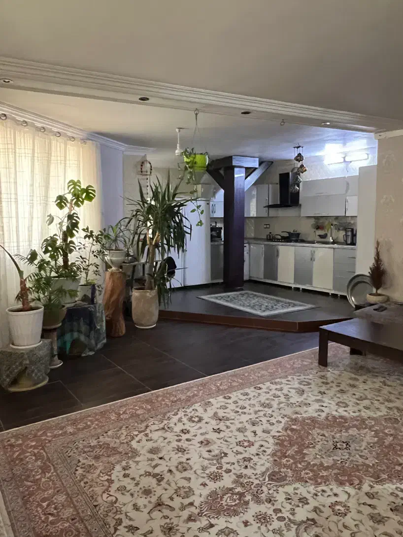 حسینیه اعظم لب خیابان طبقه اول|فروش آپارتمان|برازجان, |دیوار