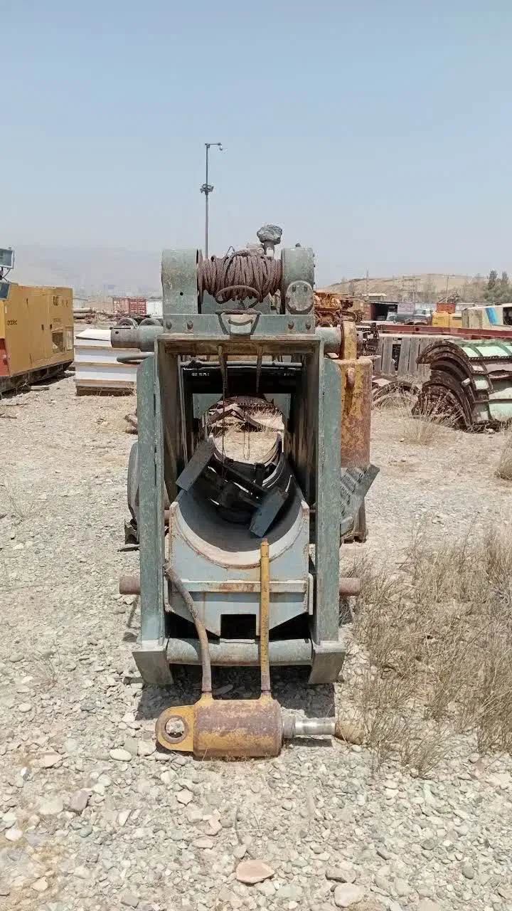 مزایده لوله خم کن، برج روشنایی،غلطک دوقلو،دیزل پمپ|ماشین‌آلات صنعتی|تهران, سازمان برنامه شمالی|دیوار