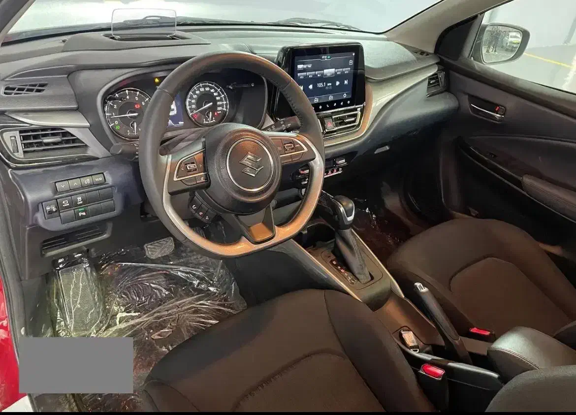 فروش اقساط سوزوکی بالنو نقره ای ۲۰۲۵ تحویل فوری|خودرو سواری و وانت|تهران, اقدسیه|دیوار