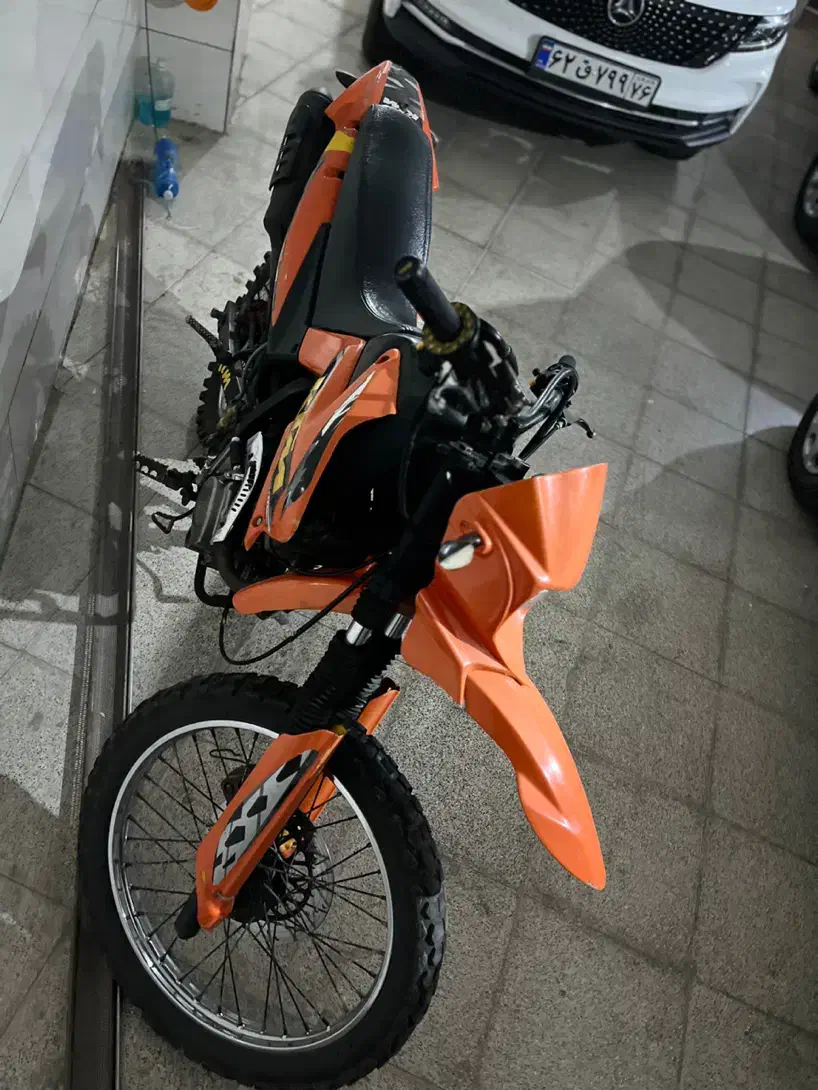 تریل طرح کی تی ام|موتورسیکلت|رشت, رودبارتان|دیوار