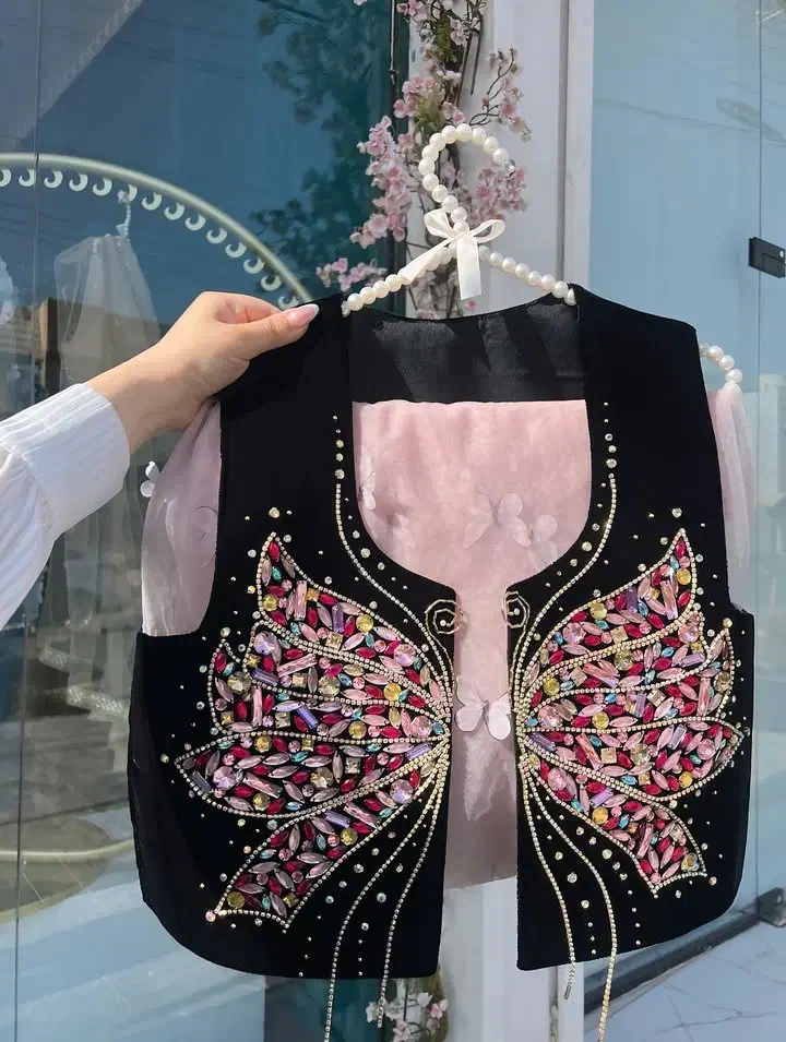 دیزاین انواع لباس|لباس|بانه, |دیوار