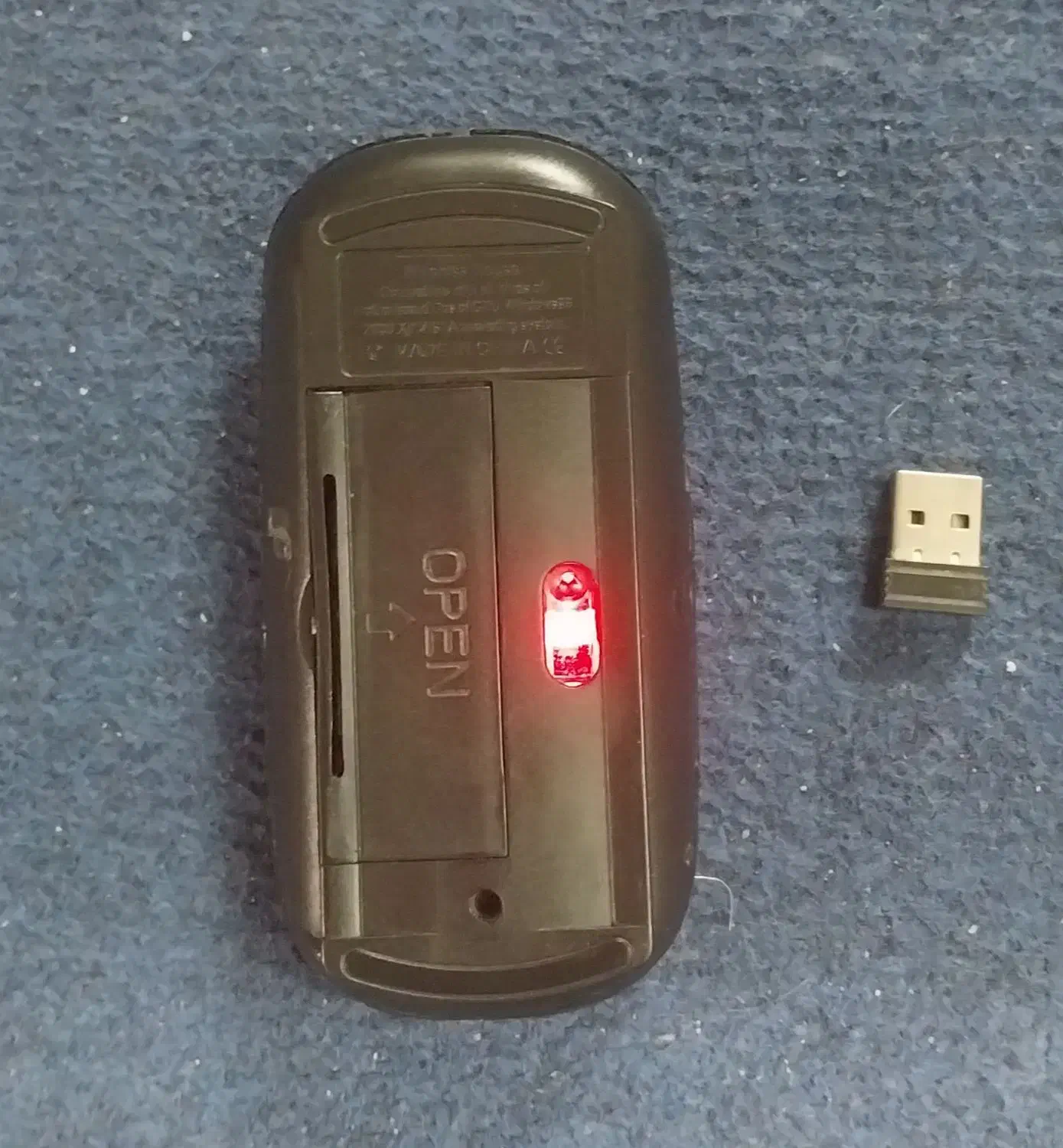 موس بی سیم سالم|قطعات و لوازم جانبی رایانه|نجف‌آباد, امام خمینی|دیوار