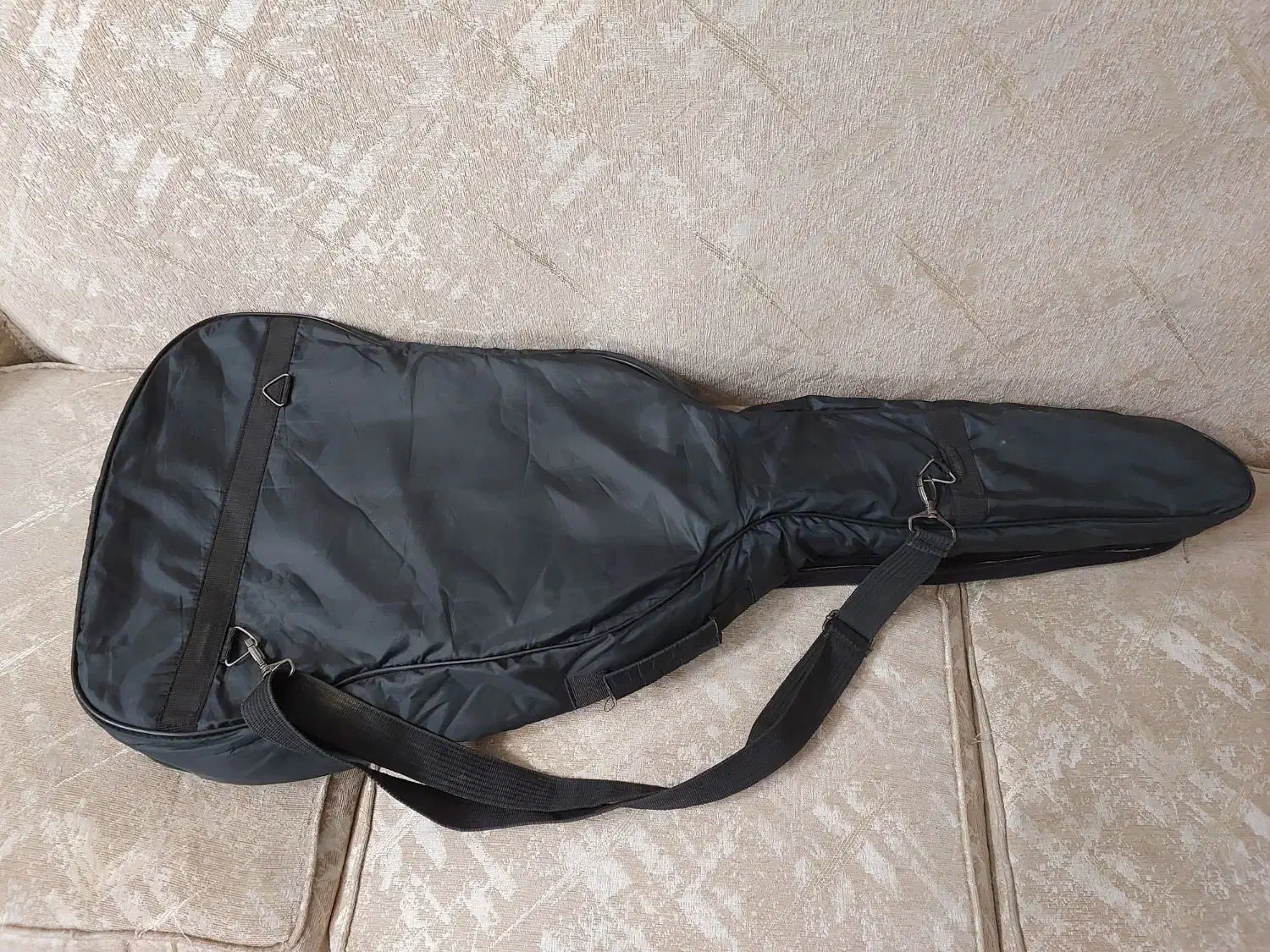 کیف گیتار|گیتار، بیس، امپلیفایر|تهران, آهنگ|دیوار