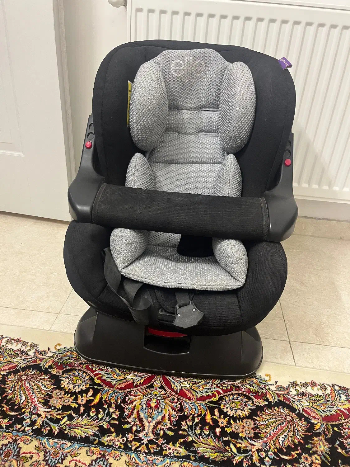 صندلی بچه ماشین|تخت و صندلی بچه|گرگان, |دیوار