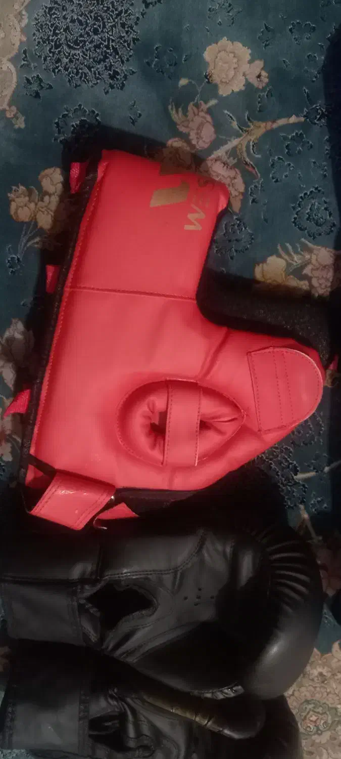 دست کش و پابند و کلاه بوکس و کیک بوکس|تجهیزات ورزشی|اهواز, حصیرآباد|دیوار