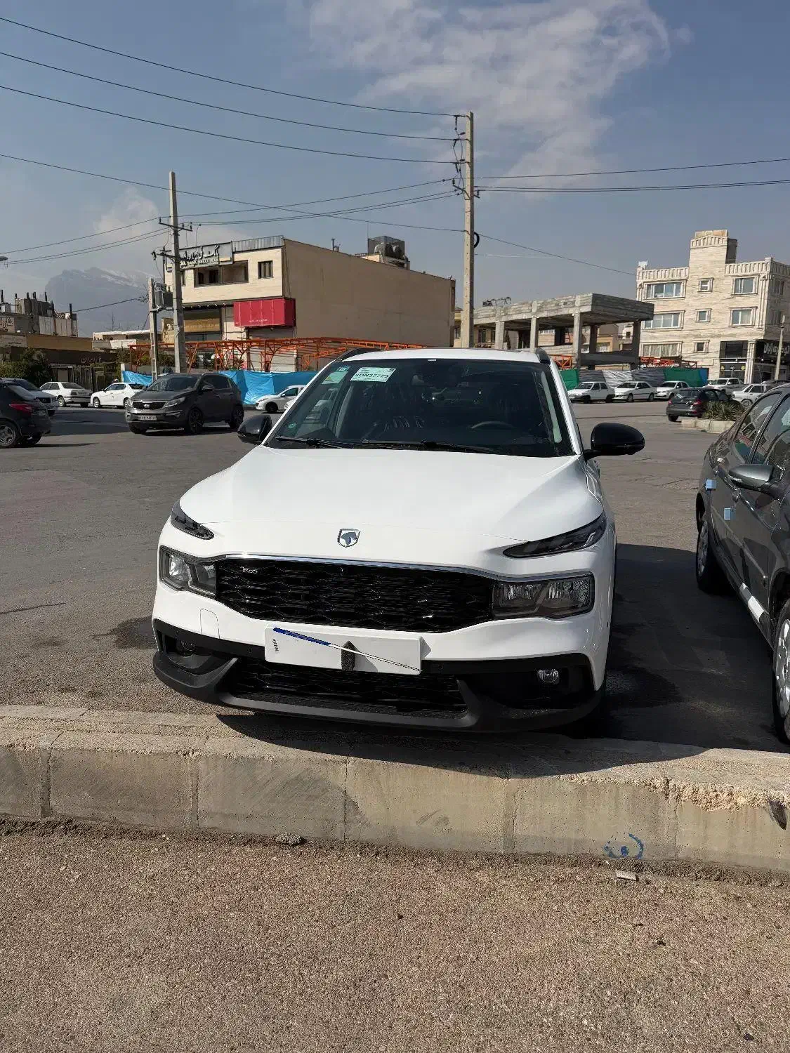 ریرا ۱۴۰۴ سفید صفر کیلومتر|خودرو سواری و وانت|شیراز, شهرک گلدشت حافظ‎|دیوار