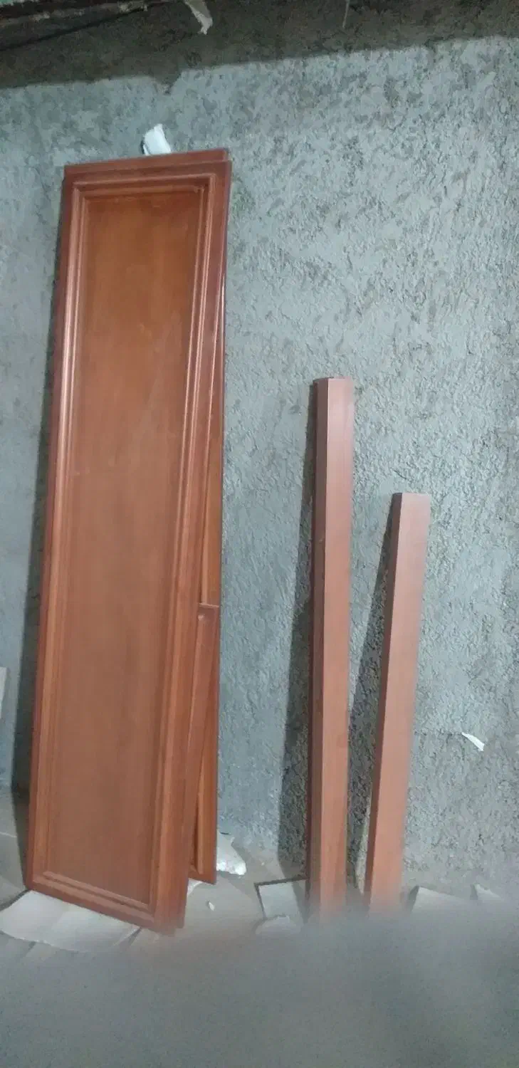 رنگکار چوب و زیرکارچی|استخدام معماری، عمران و ساختمانی|بهارستان, |دیوار