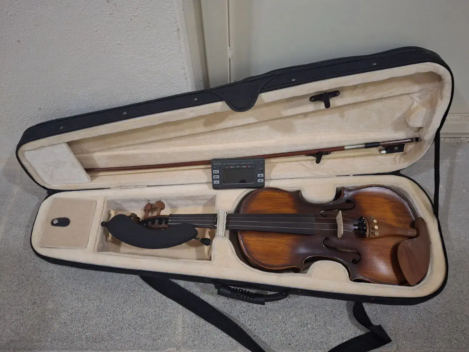 ویولن وین باخ|ویولن|قزوین, |دیوار