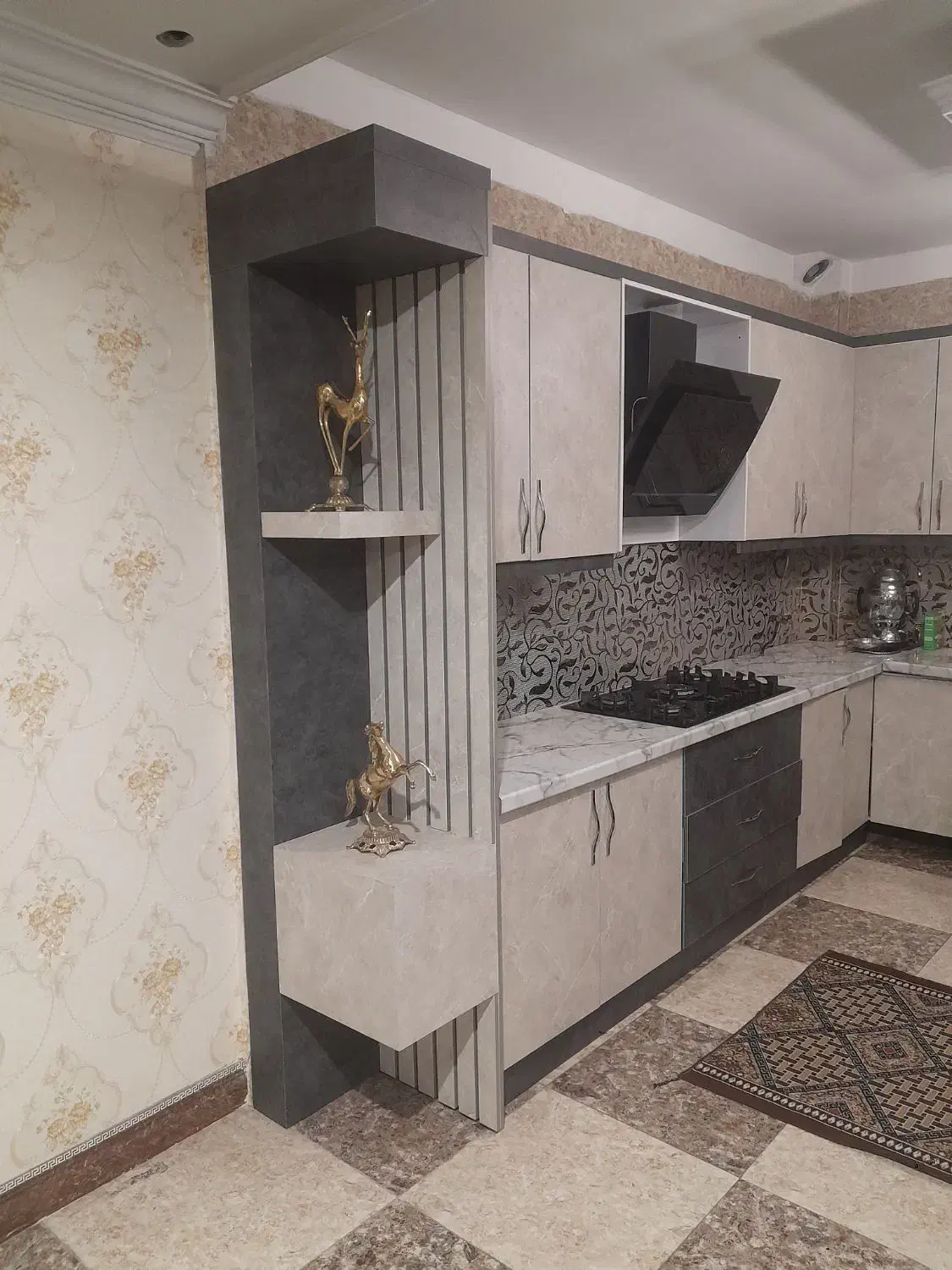 تعمیرات کابینت و کمد دیواری|مبلمان خانگی و میز عسلی|قرچک, داوود آباد|دیوار