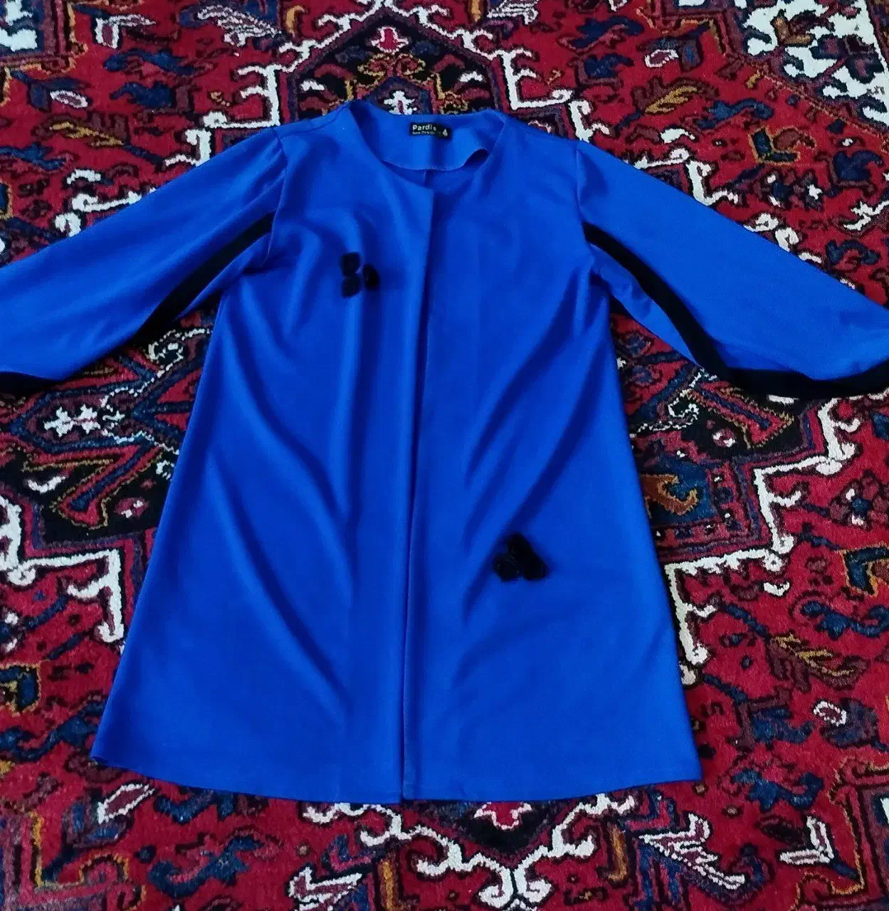 مانتو جلو باز دخترانه نو و سالم|لباس|سهند, |دیوار