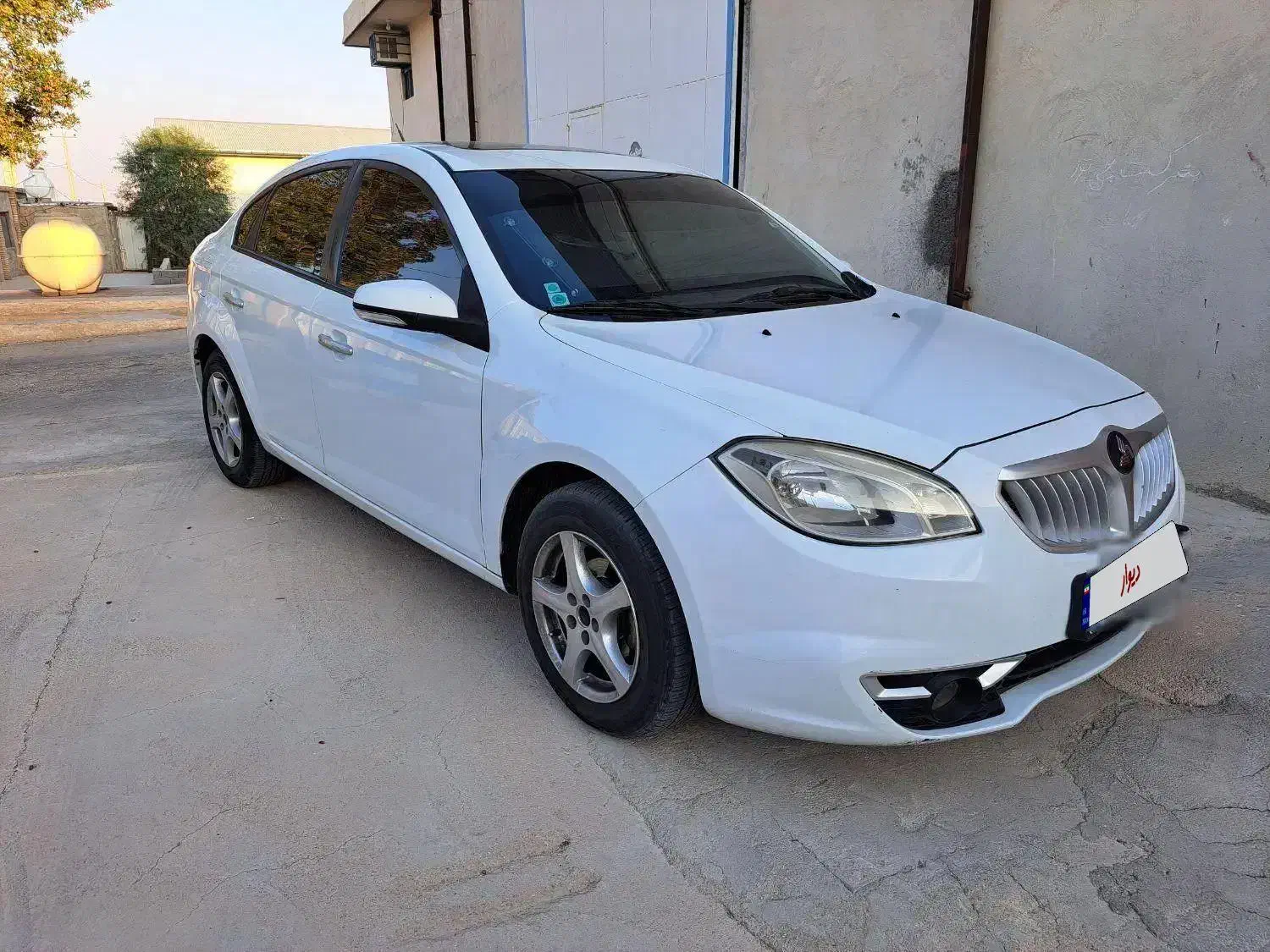 برلیانس ۱۶۵۰ اتومات|خودرو سواری و وانت|گراش, |دیوار