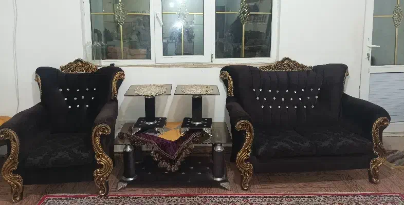 دو عدد فرش شش متری،یک دوازده متری،یک دست مبل در حد|فرش|اردبیل, |دیوار