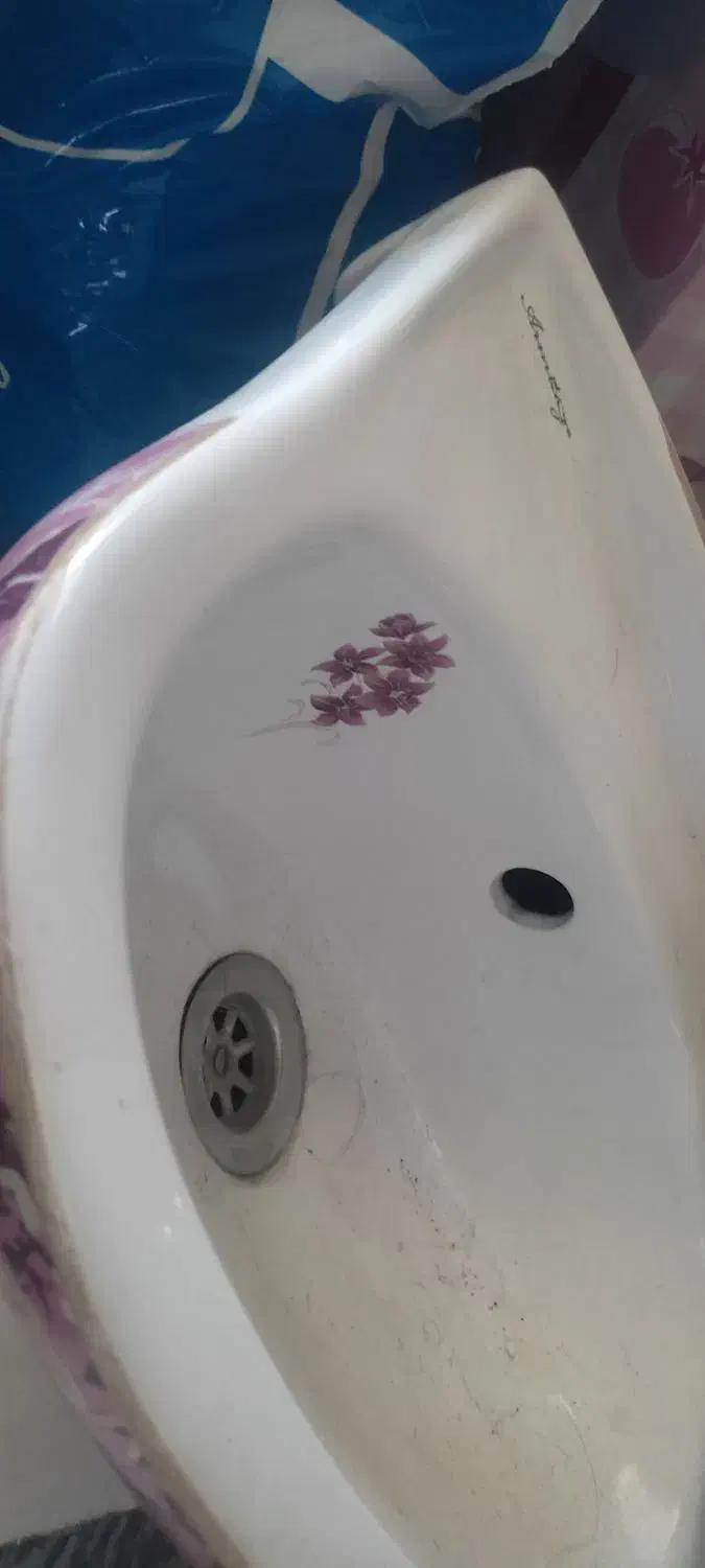 روشویی|لوازم سرویس بهداشتی|تبریز, |دیوار