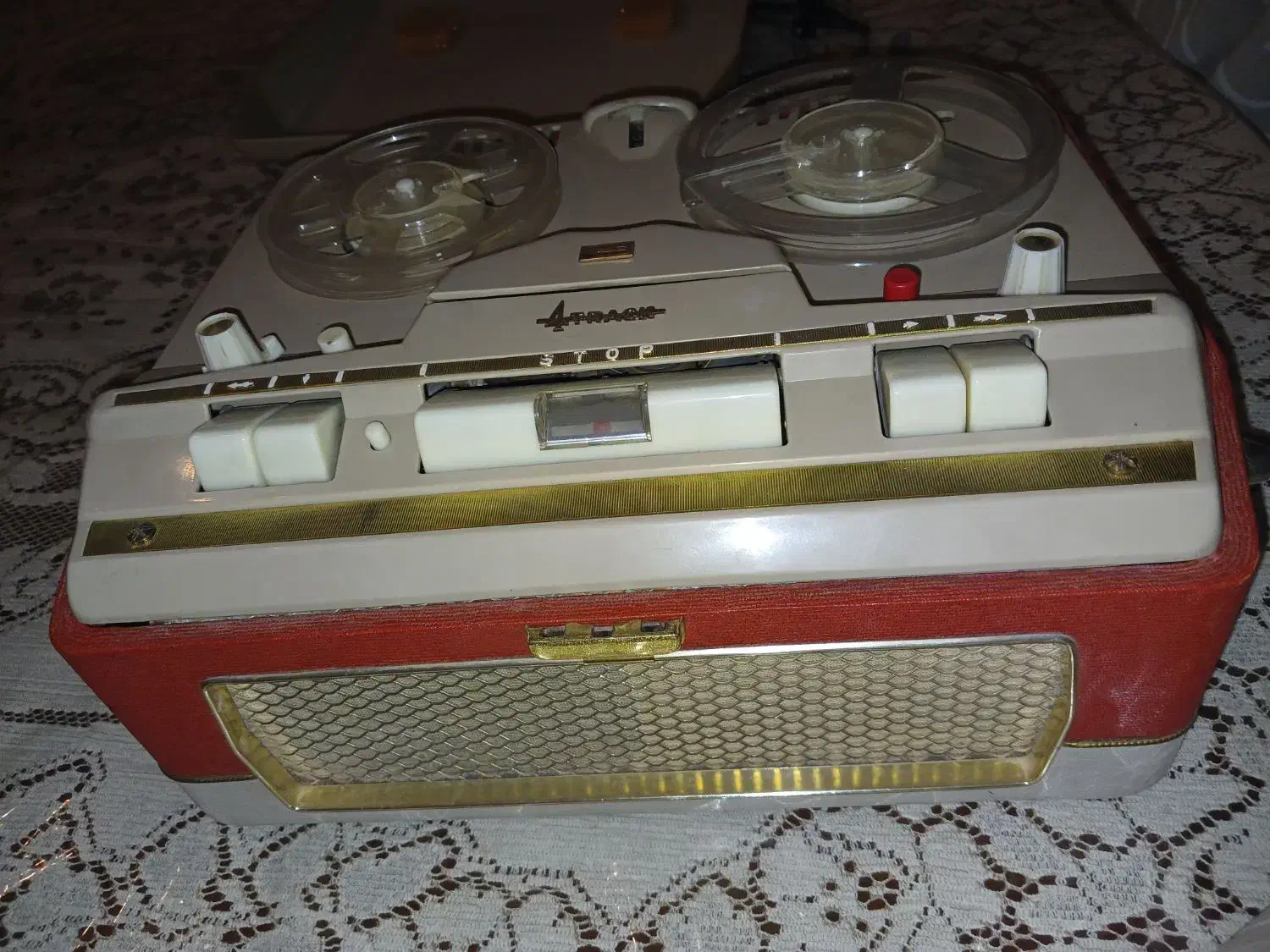 ظبط و پخش ۴ لبه قدیمی سالم|کلکسیون اشیاء عتیقه|یزد, |دیوار