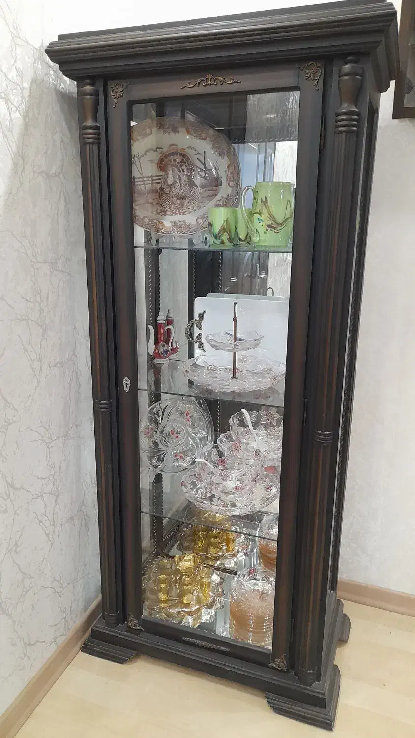 بوفه شیک و تمیز|بوفه، ویترین، کنسول|اردبیل, |دیوار