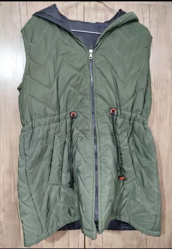 پافر|لباس|ملایر, |دیوار