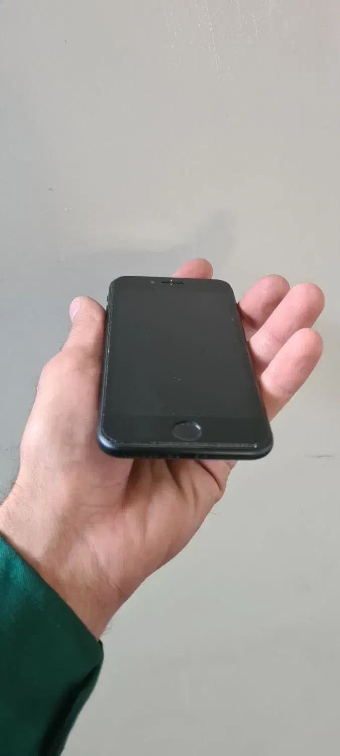 ایفون se 2022|موبایل|ملایر, |دیوار