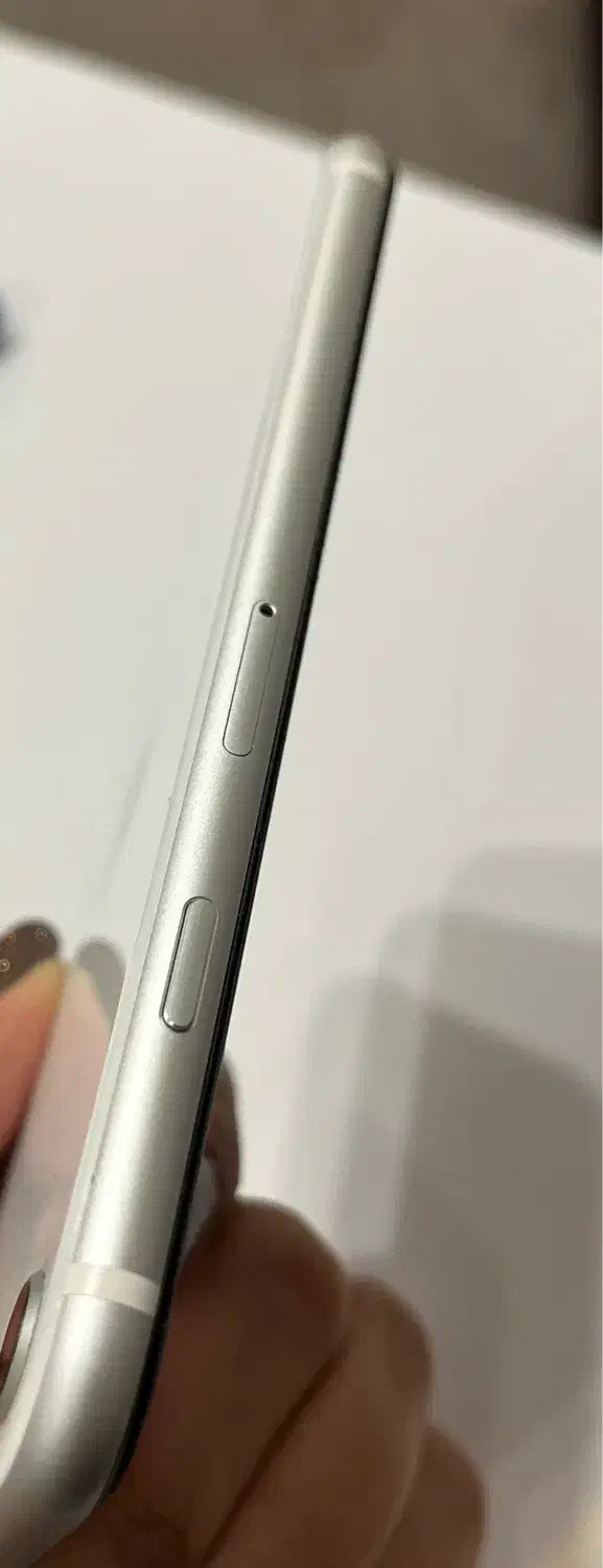 گوشیSE2020|موبایل|بیرجند, |دیوار