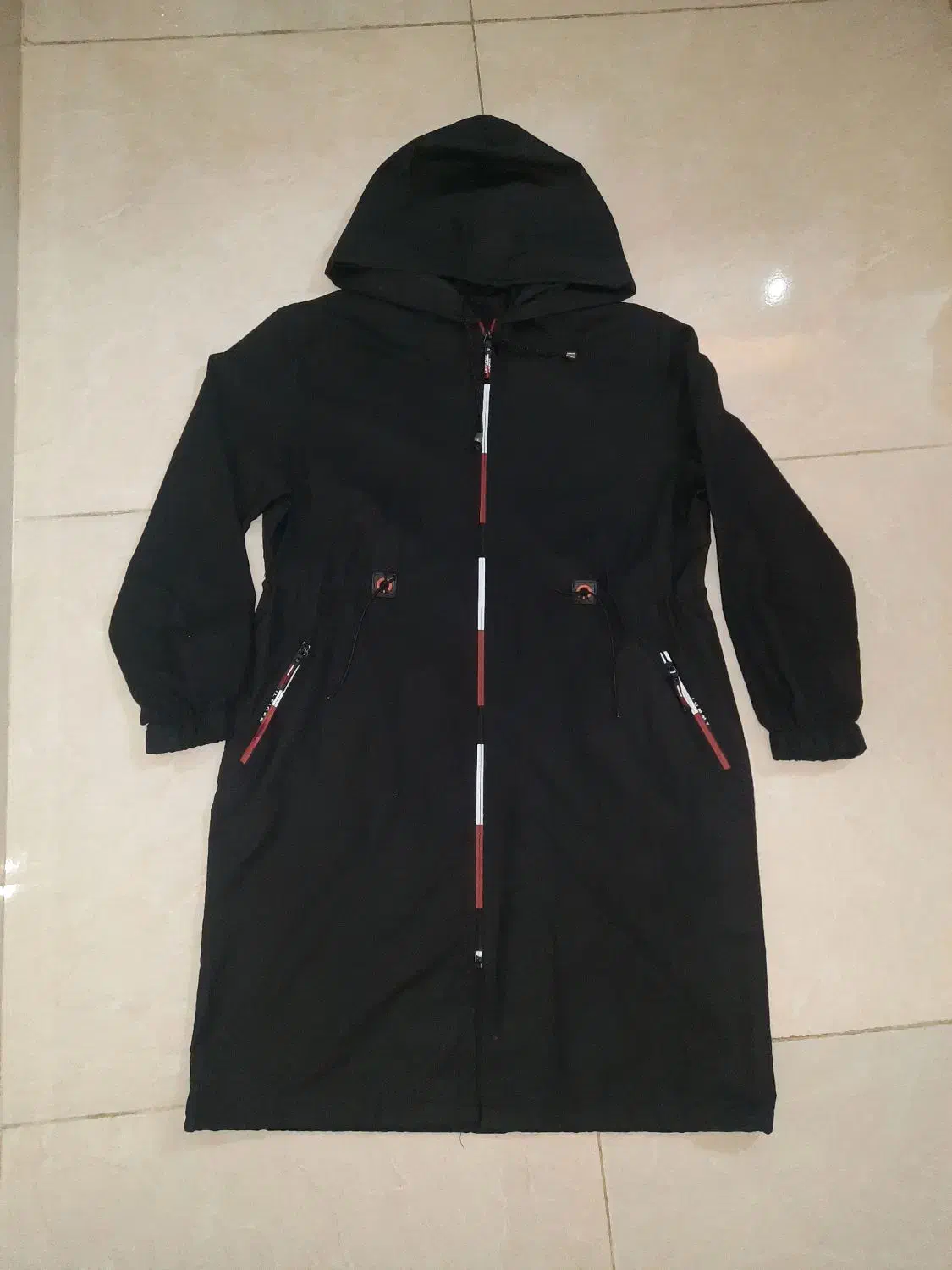 پافر...بارونی|لباس|بندر انزلی, سید آسیه|دیوار