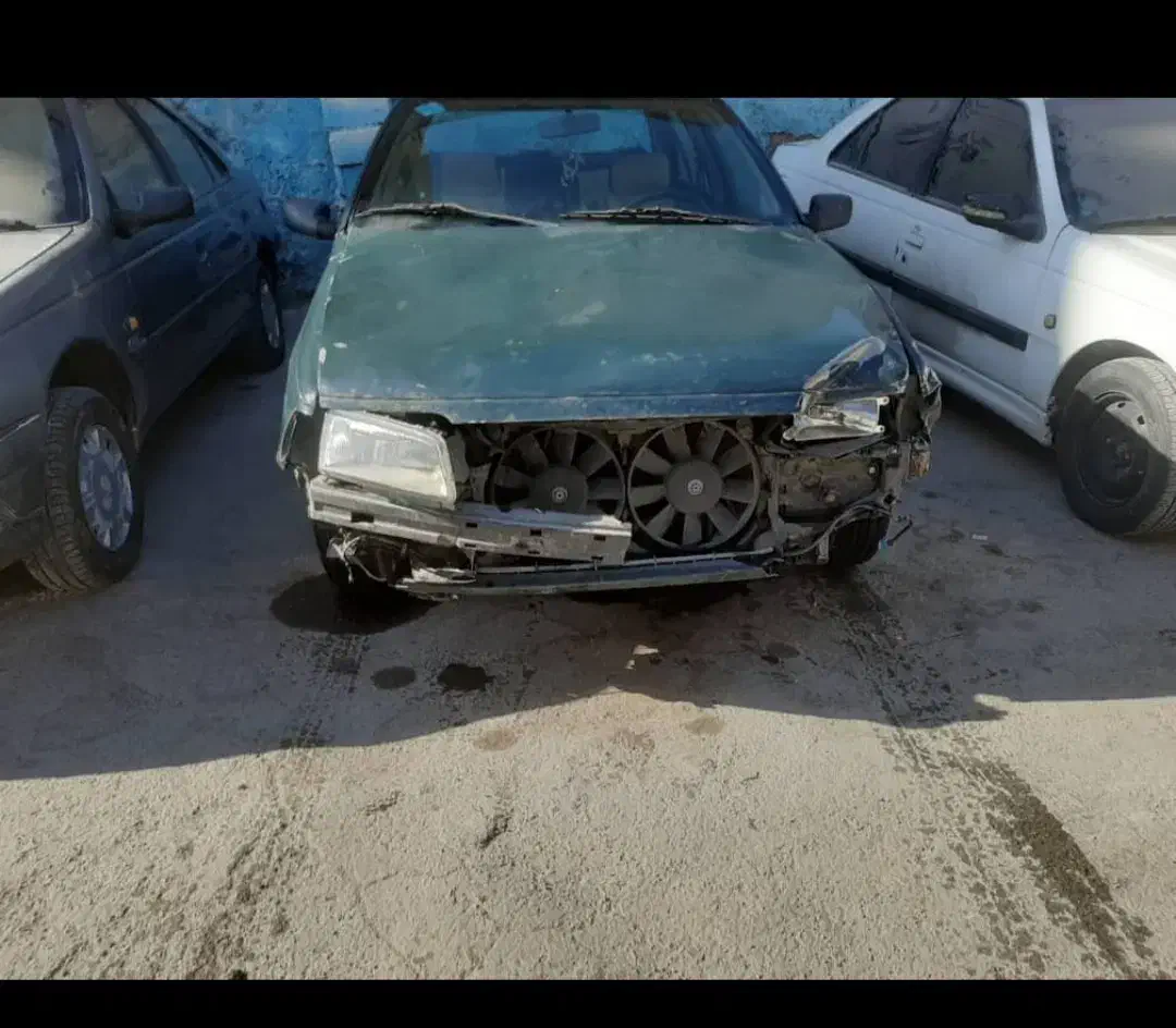 فروش آردی ۸۳دوگانه تصادفی روشن حرکت|خودرو سواری و وانت|شیراز, ریاستی|دیوار