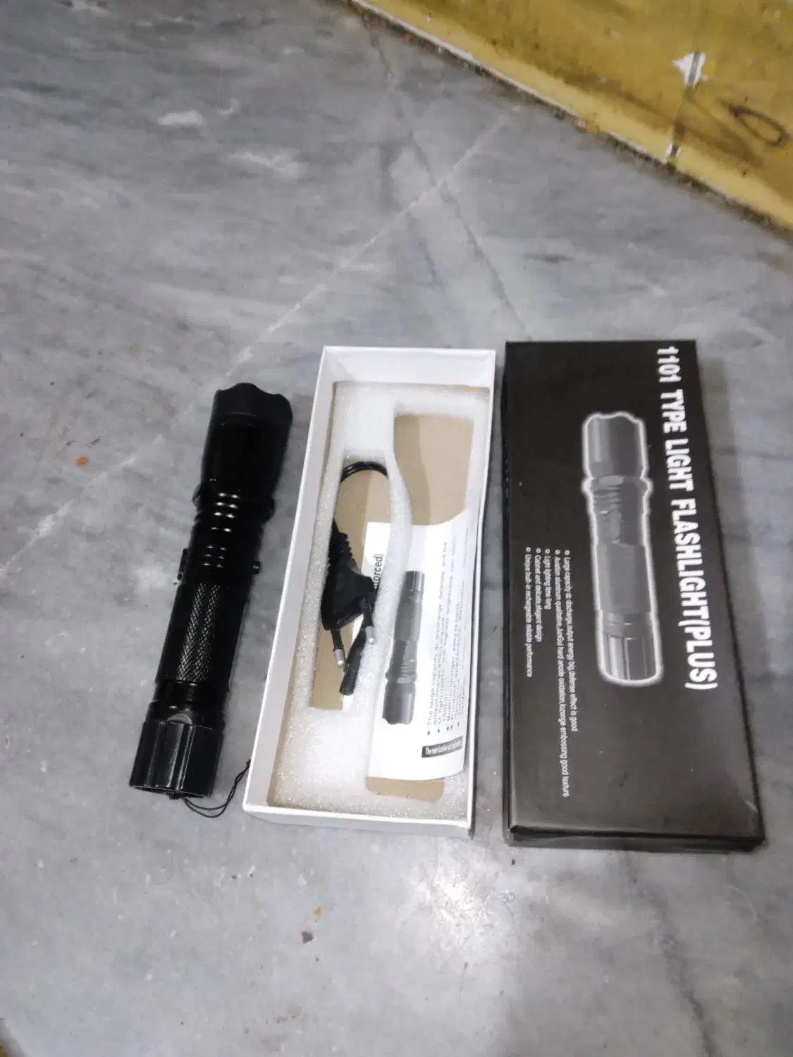 چراغ قوه|کوهنوردی و کمپینگ|خاش, |دیوار