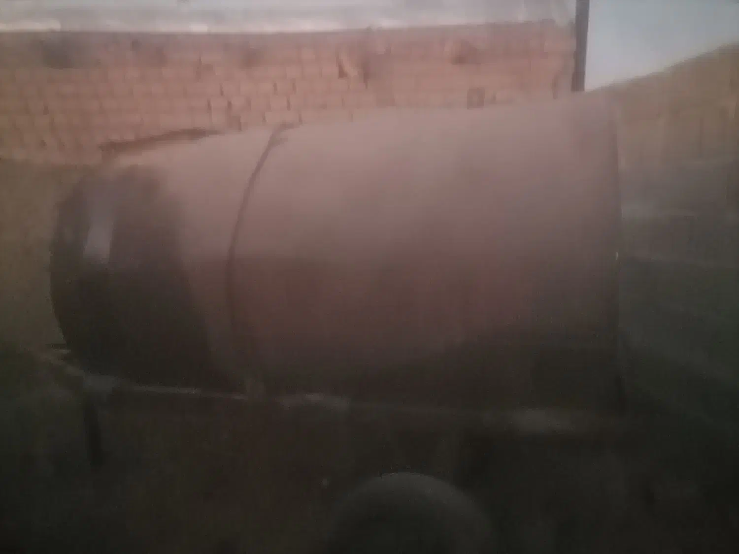 تانکر 2000هزار لیتری بدون گاری 15میلیون|مصالح و تجهیزات ساختمان|طاغنکوه, |دیوار