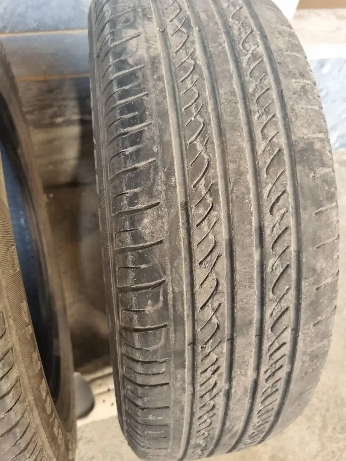 یک جفت تایر کویر ۷۰ الی ۸۰ درصد|قطعات یدکی و لوازم جانبی|آزادشهر, |دیوار