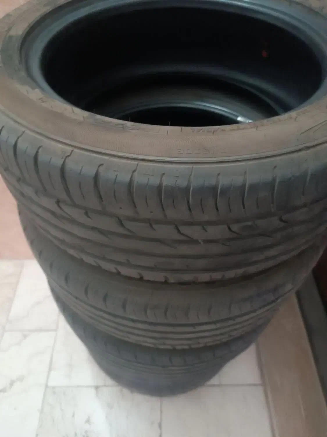 لاستیک 16فاق 50/205|قطعات یدکی و لوازم جانبی|شیراز, شهرک زینبیه|دیوار