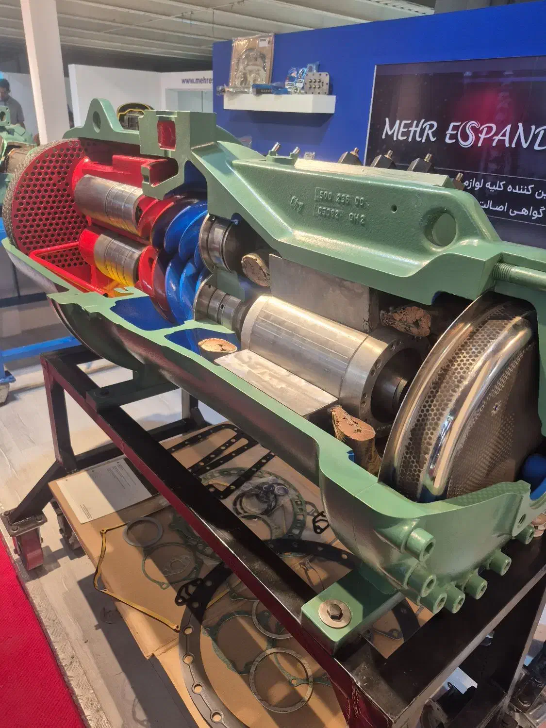 سرویس تعمیرکولرگازی پکیج داکت اسپیلت چیلرفنکویلvrf|خدمات پیشه و مهارت|تهران, مرزداران|دیوار