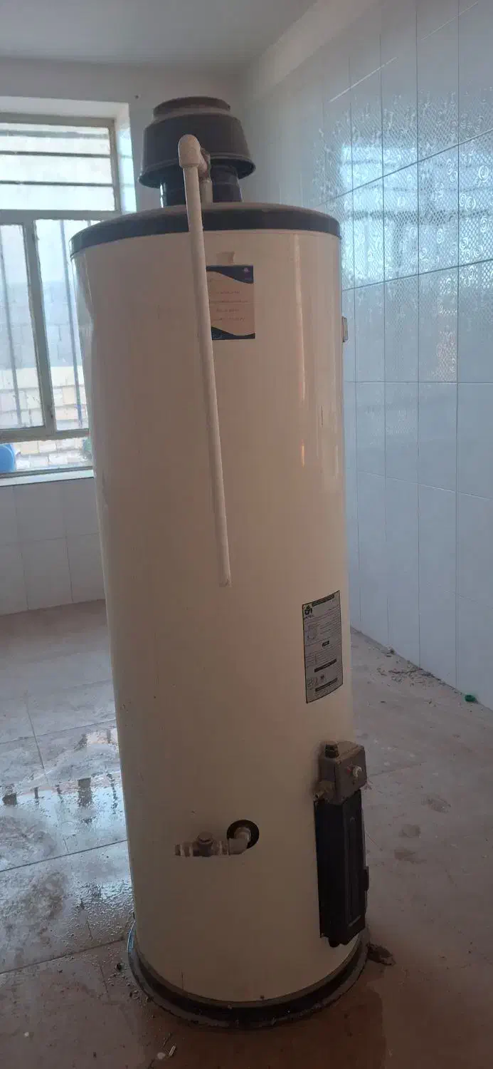آبگرمکن گازی در حد نو|آبگرمکن، پکیج، شوفاژ|سرایان, |دیوار