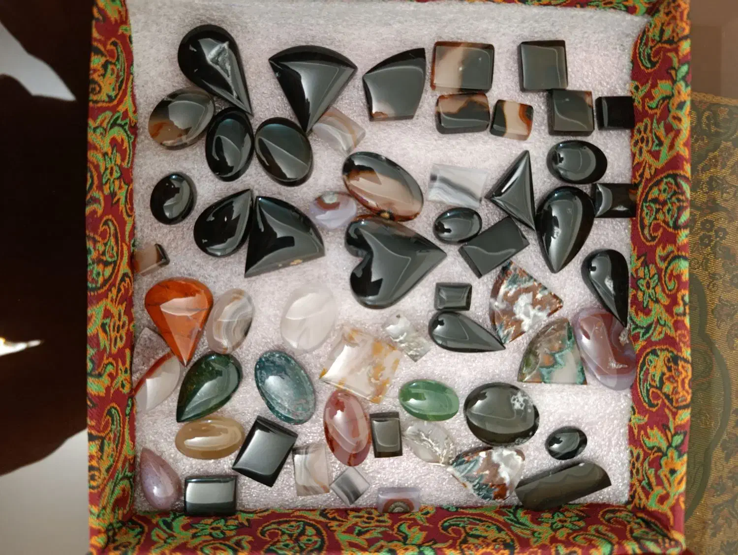 فروش انواع نگین|جواهرات|اردبیل, |دیوار