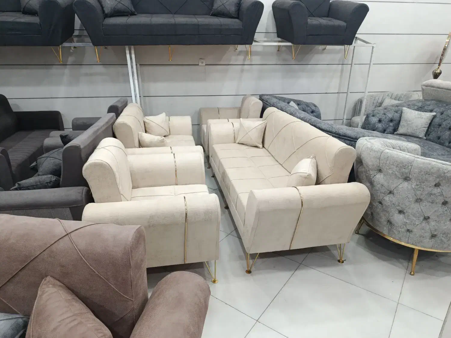 مبل از دم قسط بدون پیش پرداخت|مبلمان خانگی و میز عسلی|بیرجند, |دیوار