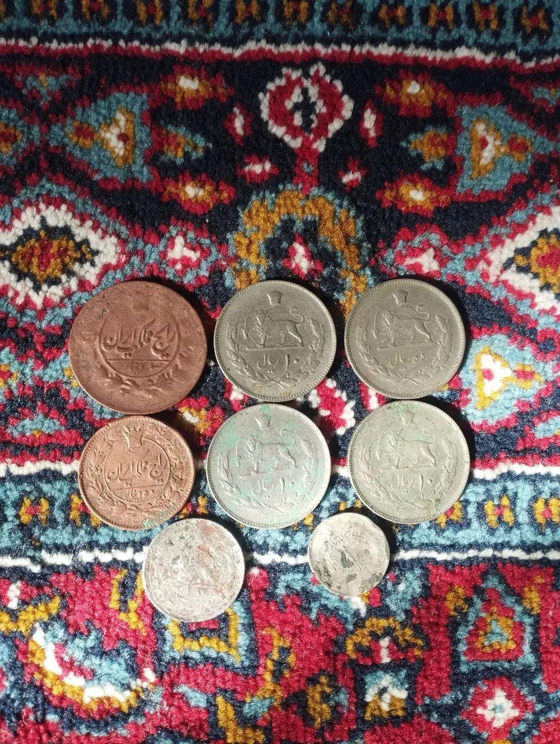 سکه|کلکسیون سکه، تمبر، اسکناس|میانه, |دیوار