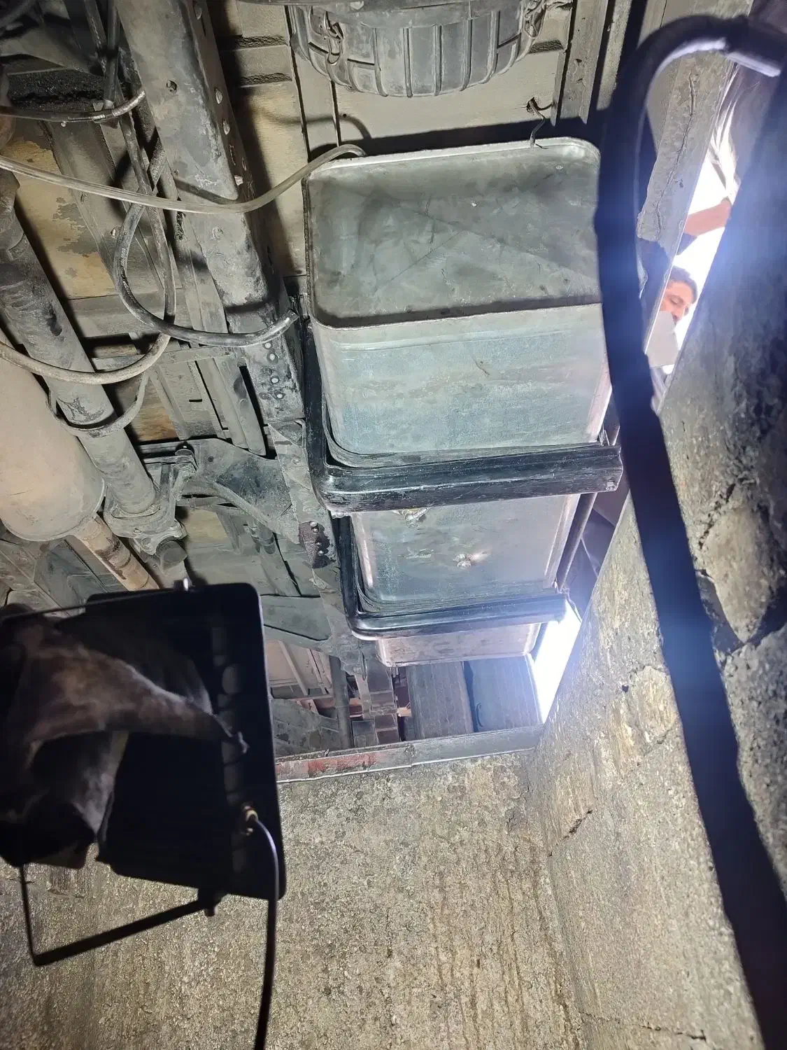 باک هیوندای|قطعات یدکی و لوازم جانبی|پیر بکران, |دیوار