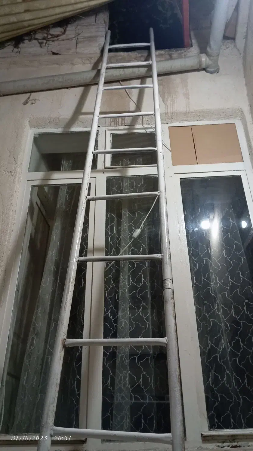 نردبان|ابزارآلات|تبریز, |دیوار