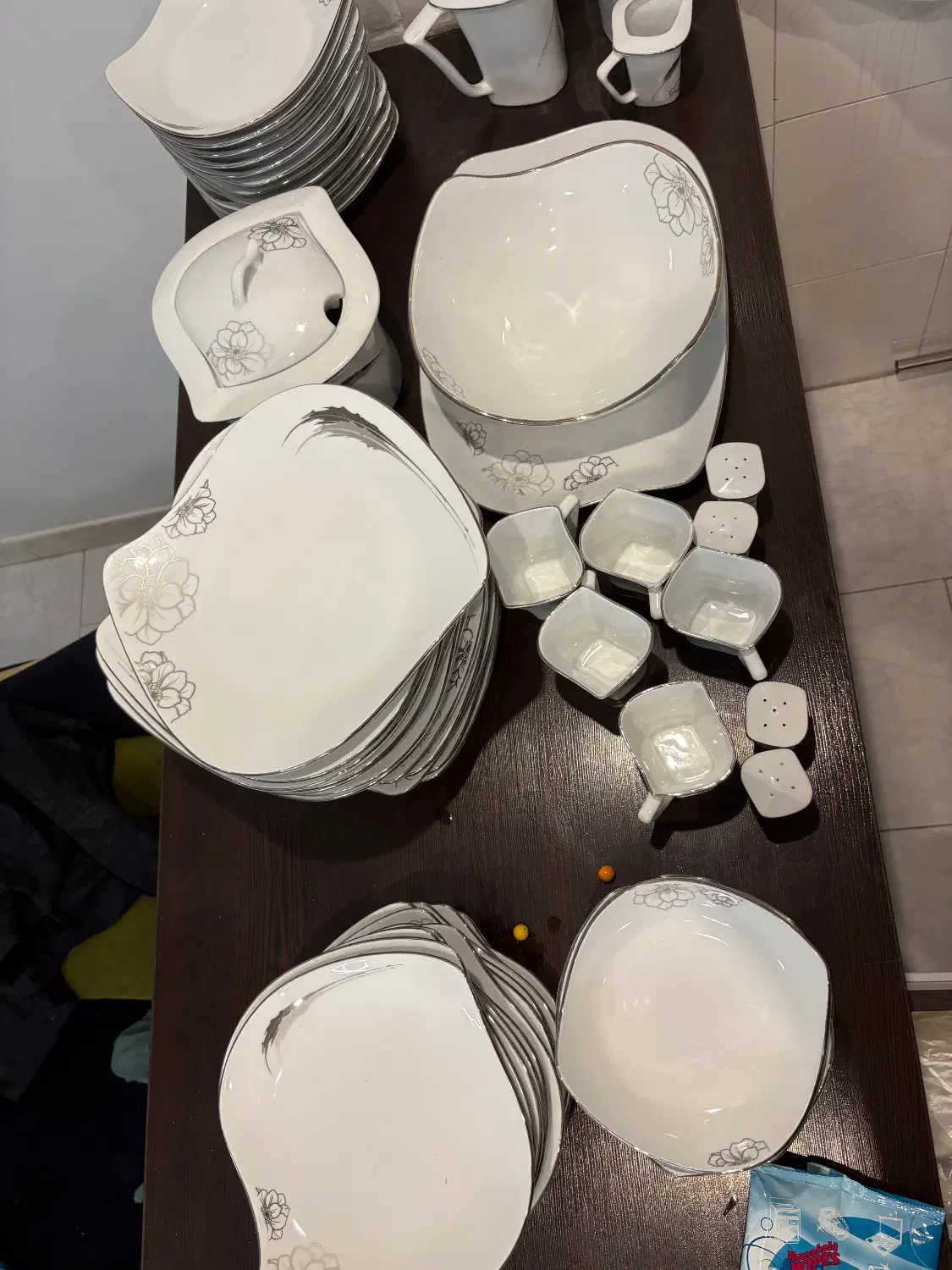 سرویس چینی مقصود|ظروف سرو و پذیرایی|تهران, سعادت‌آباد|دیوار