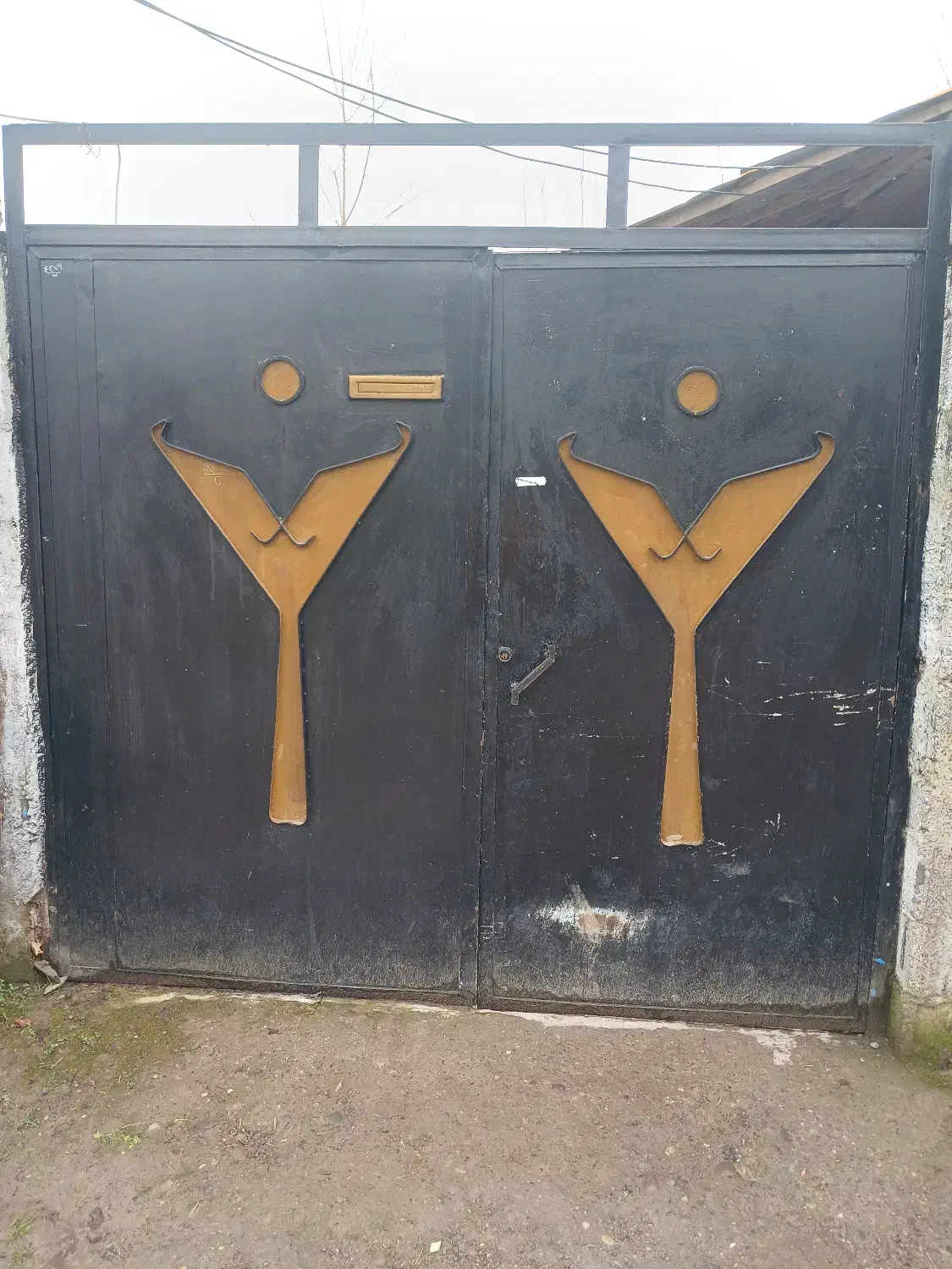 درب حیاط|مصالح و تجهیزات ساختمان|لولمان, |دیوار