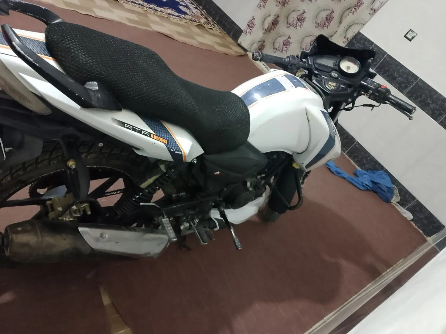 آپاچی 180CC|موتورسیکلت|تربتحیدریه, پائین ولایت|دیوار