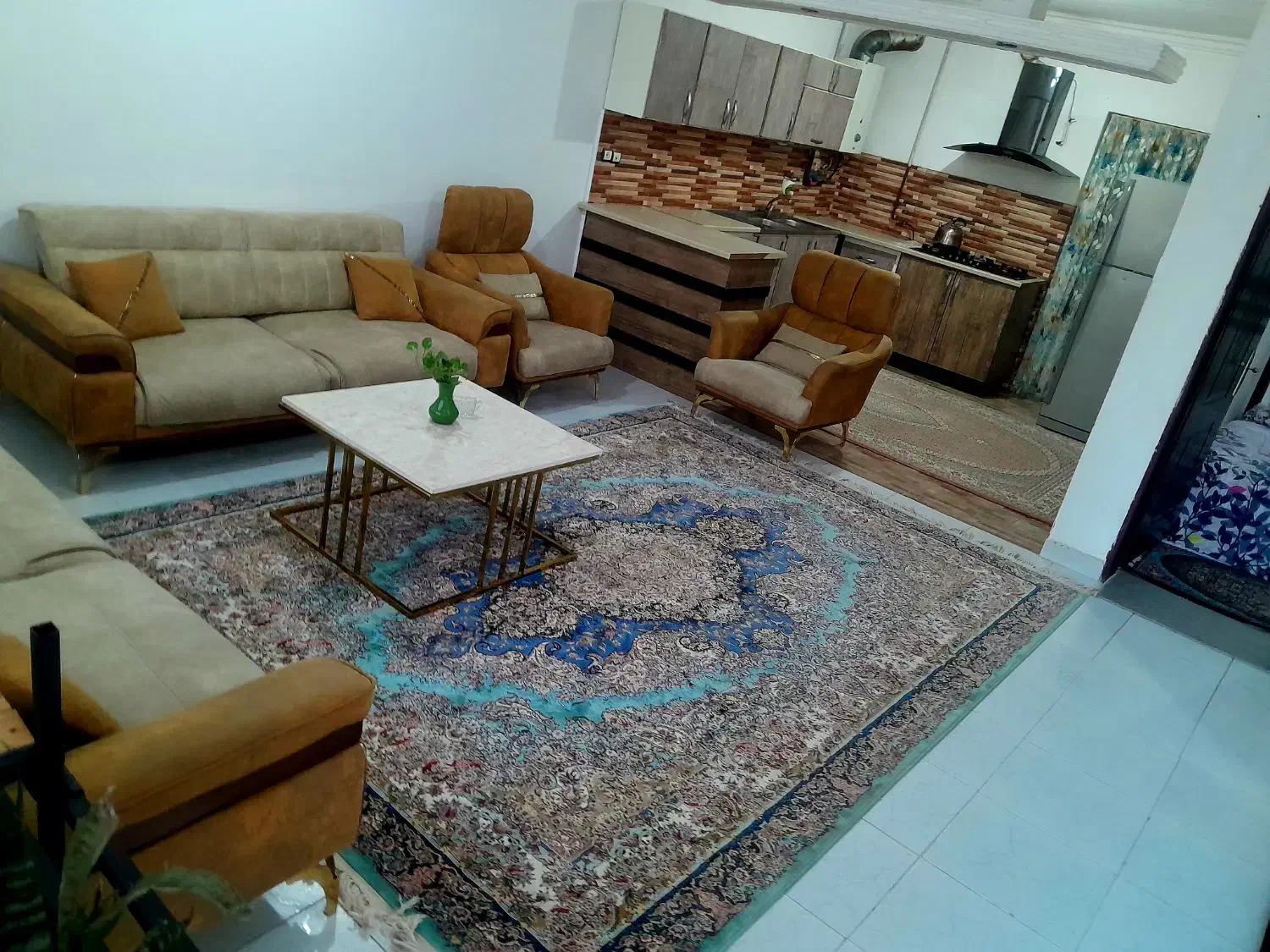 اجاره ی سوییت مبله|اجارهٔ کوتاهمدت آپارتمان و سوئیت|رشت, کوی عرفان|دیوار