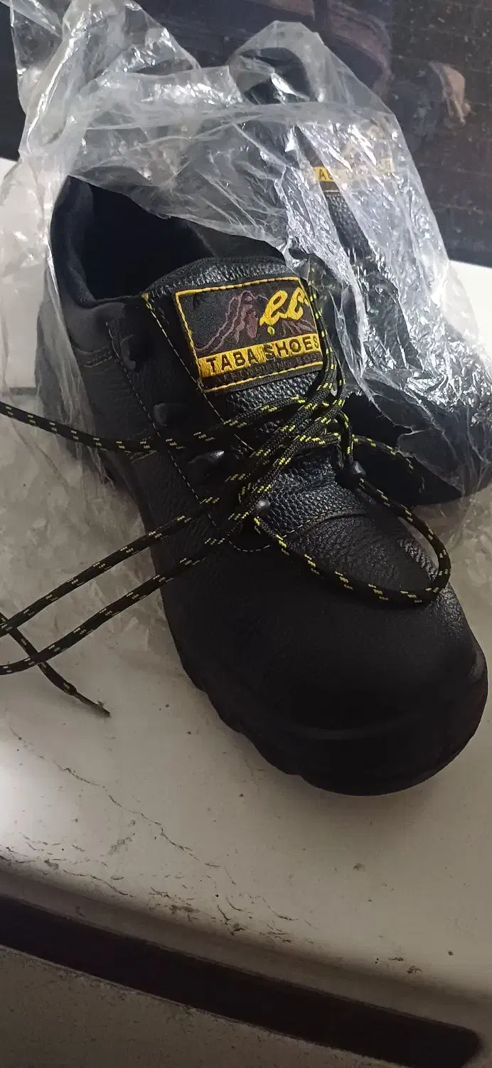 کفش کار نو سایز ۴۲|کیف، کفش، کمربند|رشت, کوی مهر|دیوار