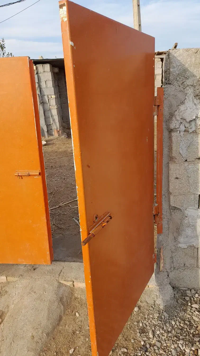 در آهنی دولت خیلی سنگین|مصالح و تجهیزات ساختمان|گنبد کاووس, |دیوار