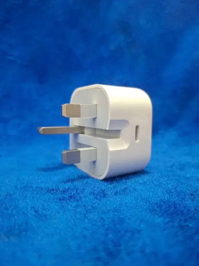 آداپتور شارژر آیفون 20w type c|لوازم جانبی موبایل و تبلت|شاهین‌شهر, شهرک هشت بهشت|دیوار