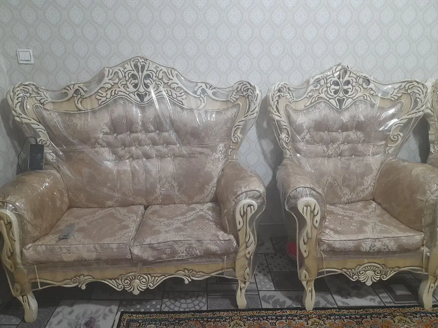 مبلمان سلطنتی|مبلمان خانگی و میز عسلی|نسیم‌شهر, |دیوار