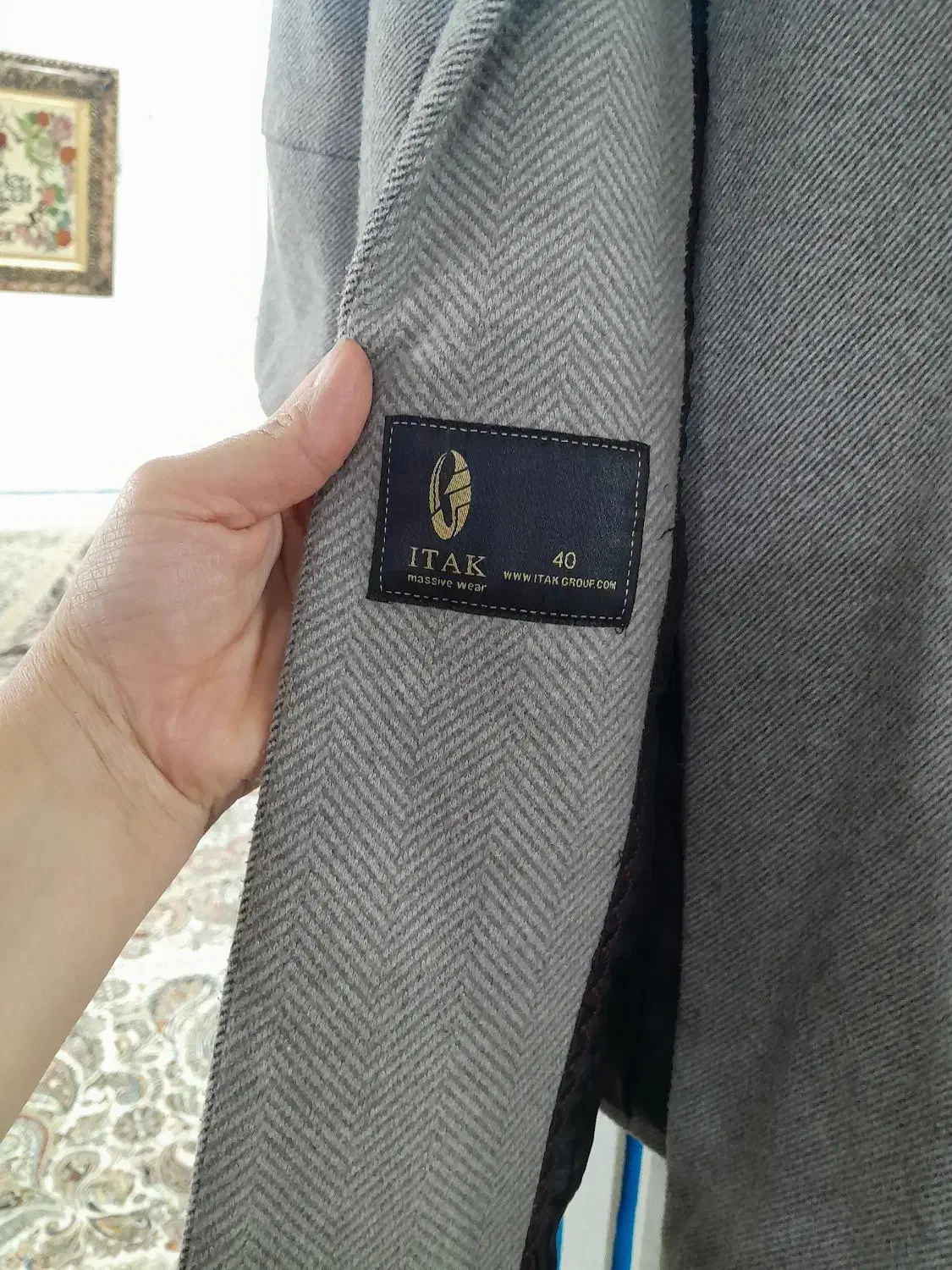 پالتوزنانه|لباس|پیشوا, |دیوار