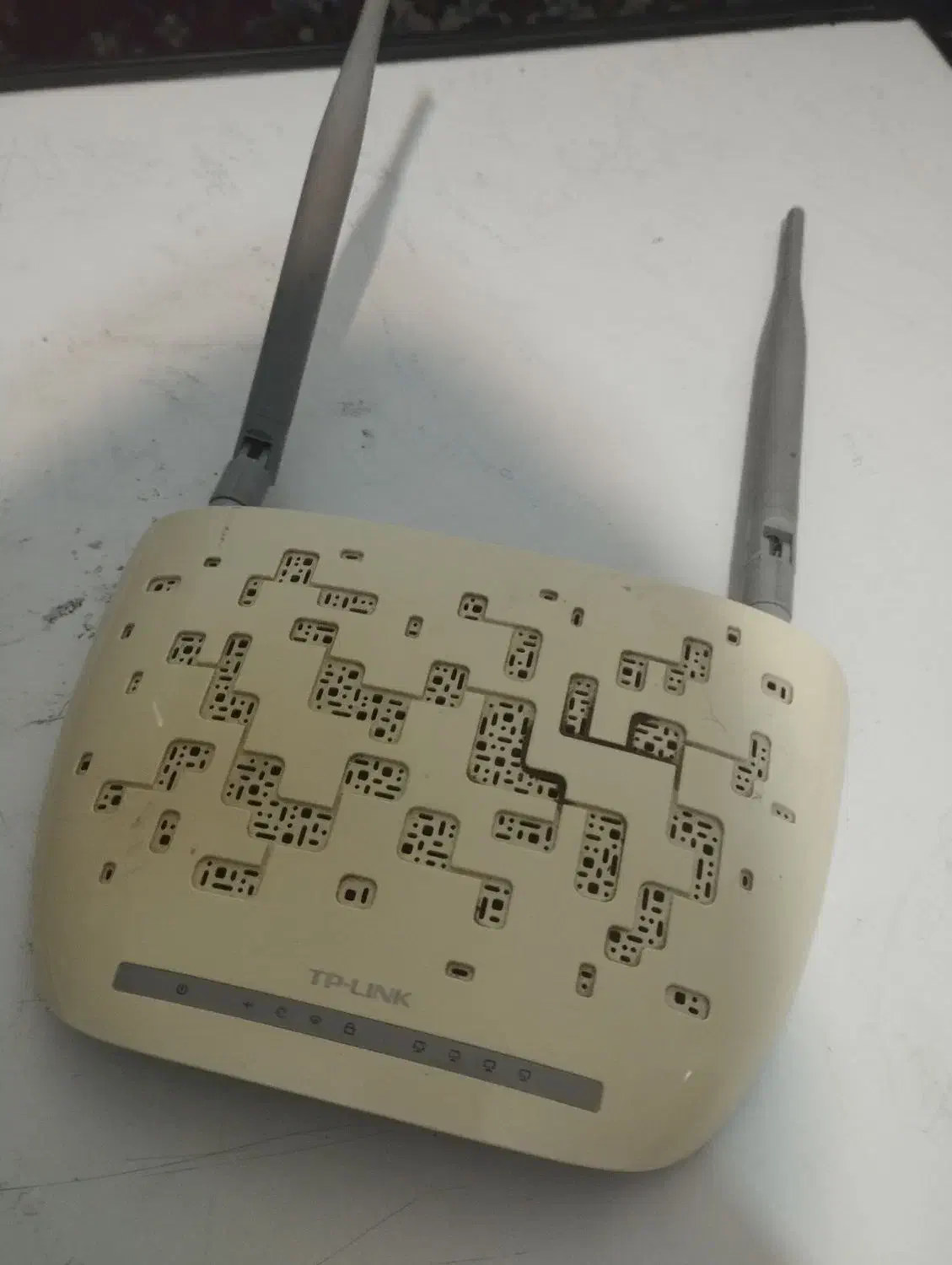 مودم دو آنتن|مودم و تجهیزات شبکه|قم, چهل درخت‎|دیوار